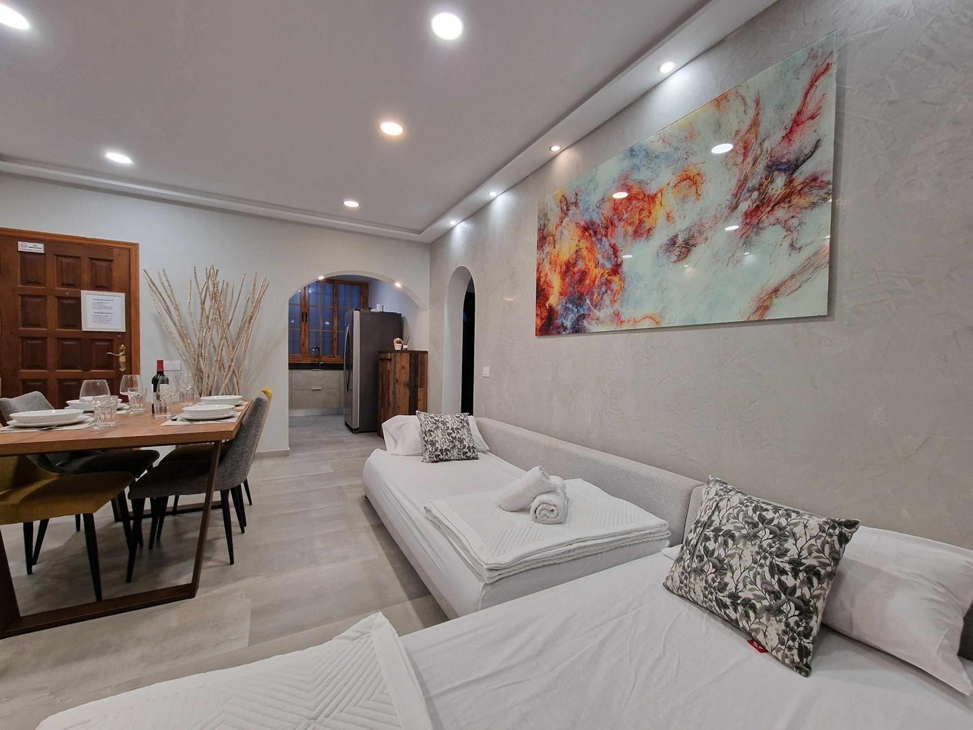 Markethome Bouganvilla Адехе Екстериор снимка
